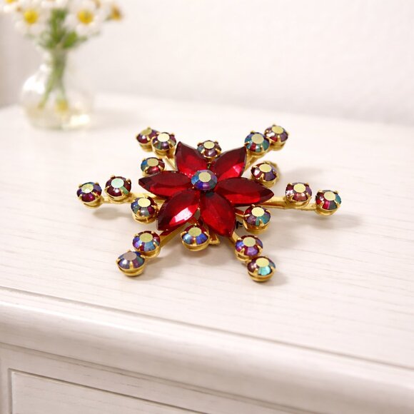 VINTAGE Rhinestone Brooch - Unsigned - Picture 2 of 5